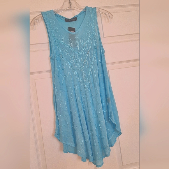 SHORE Drive, Small, NWT Tank HI Low Embroidered Coverup - Picture 1 of 7